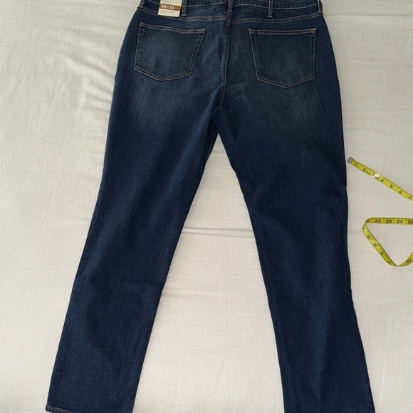 👖 🆕 Men’s Athletic Fit Dark Wash Jeans – Size 36x32 - Picture 7 of 9